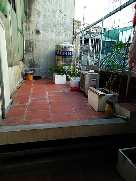 Cho thuê nhà ngõ 158/5 phố Hồng Mai, 3,5 tầng diện tích 28m2. Giá cho thuê: 6 tr/tháng
