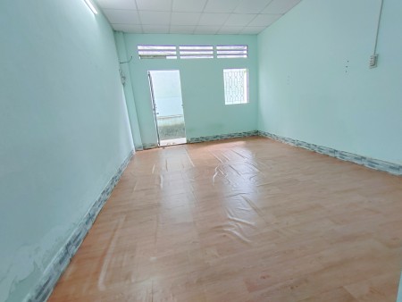 Phòng trệt cực mát 25m2 gg tự do ngay ngã tư Thủ Đức. Anh chị cần tư vấn hoặc xem phòng xin liên hệ 0362358149