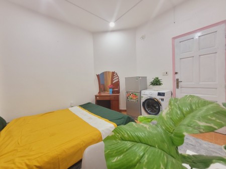 Phòng cho thuê cực đẹp, đầy đủ tiện nghi, giờ giấc tự do gần ngay Etown Cộng Hòa