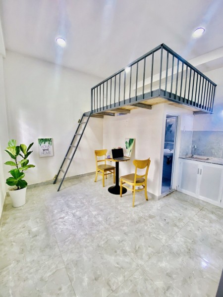 Phòng trọ Tân Bình, 30m2, ban công, cửa sổ, gần ngã 4 Bảy Hiền, ETWON 2 Cộng Hòa, chân cầu Hoàng Hoa Thám