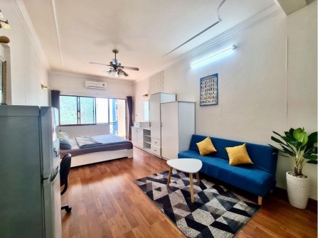 Căn Hộ Quận 1 - Phòng 40m2, có ban công, cho nuôi PET