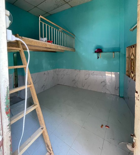 Phòng trọ giá rẻ an toàn Quận 2 - TP Thủ Đức. Phòng rộng rãi thích hợp cho gia đình 4 hoặc 5 người