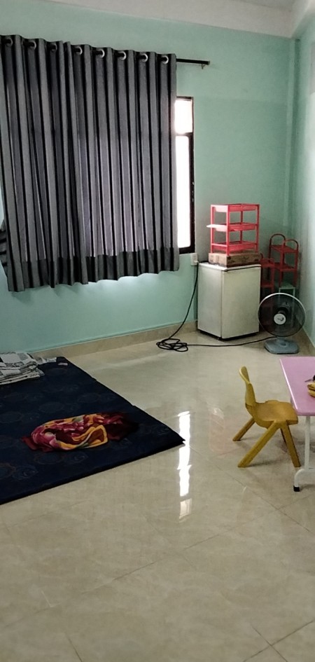 Cho thuê phòng trọ tại đường Bùi Thị Xuân, Quận Tân Bình phòng rộng 20m2 giá 3,5 Triệu ở được 3 đến 4 người