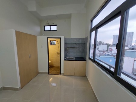 Nhà Mới Xây, Ngay Dưới Chân Cầu Nguyễn Văn Cừ, Trần Xuân Soạn