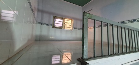 Tìm 1 bạn nữ ở ghép( ưu tiên sinh viên)