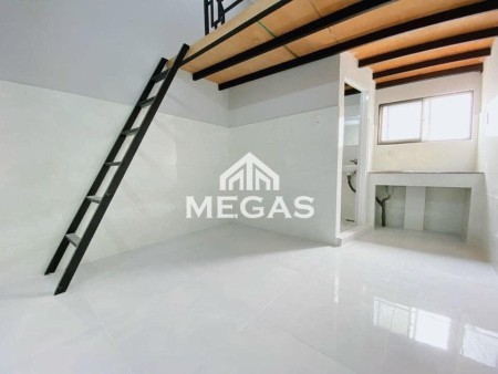 Phòng trọ sinh viên gần Etown Cộng Hòa. Phòng rộng 22m2 trở lên, gác cao 2m