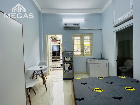 Đầy Đủ Nội Thất - Ban Công Riêng - Ngay Âu Cơ, Kênh Tân Hóa - Mới 100%