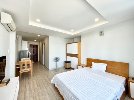 Căn hộ Ba siêu full nội thất tại Đường Mê Linh, Phường 19, Quận Bình Thạnh giáp Q1