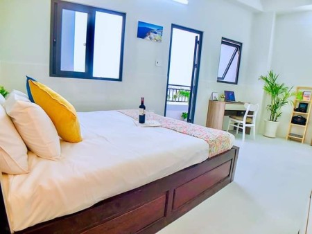 Phòng mới sạch đẹp, FULL-NT , view ban công thoáng mát ngay CỐNG LỠ