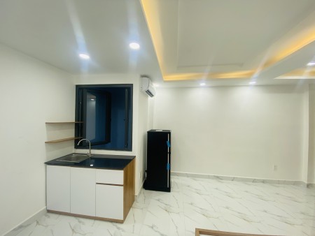 Cane hộ dịch vụ mới 100/100 chưa ai ở qua