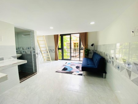 Trống 1 phòng có gác siêu rộng tại Tân Bình