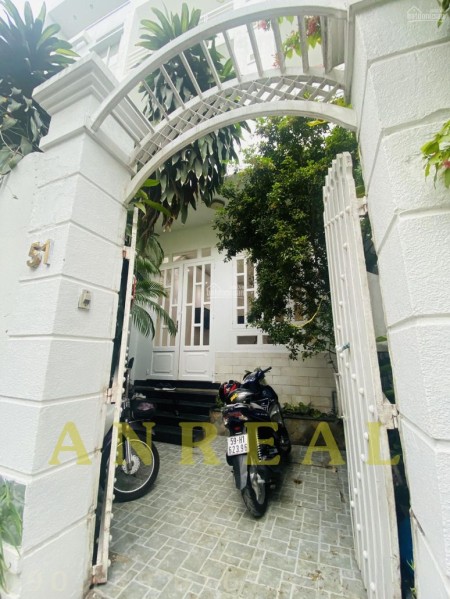 NHÀ THẢO ĐIỀN CÓ SÂN, 3 LẦU - GIÁ CHỈ 20 TRIỆU