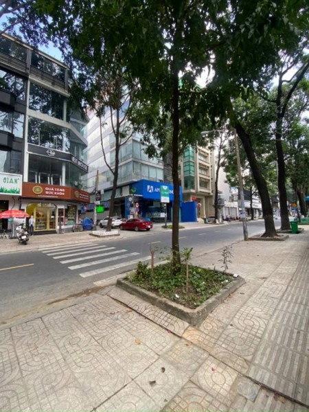 Đi đến slide 4