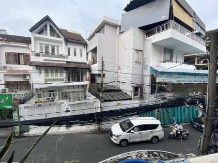 25m2 + BAN CÔNG thoáng mát , FULL nội thất, có BẾP, giá thuê 5 triệu