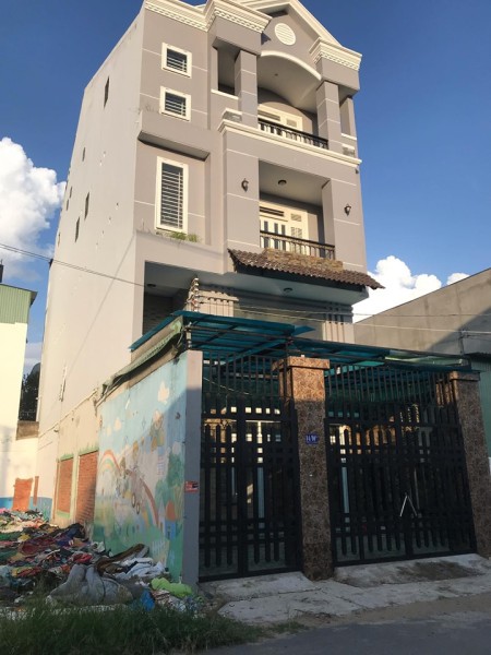 Cho thuê Phòng Đẹp có Máy Lạnh, Tủ Bếp, Sàn Gỗ 14/10A Phạm Văn Chiêu, P. 14, Q. Gò Vấp (Có thang máy)