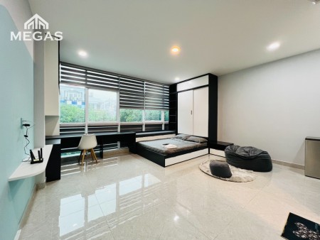 CHO THUÊ CĂN HỘ CAO CẤP - Full Nội Thất Mới - Cửa Sổ Thoáng - Ngay HUỲNH VĂN BÁNH - Q. Phú Nhuận