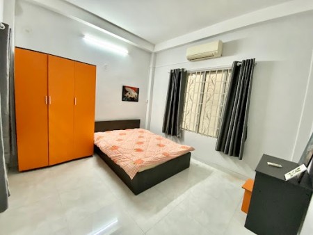 Cho thuê căn hộ 2PN ngay trung tâm Tân Bình