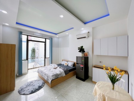 CH mới xây full nội thất , ban công , 1pn , studio ngay ETOWN cộng hoà