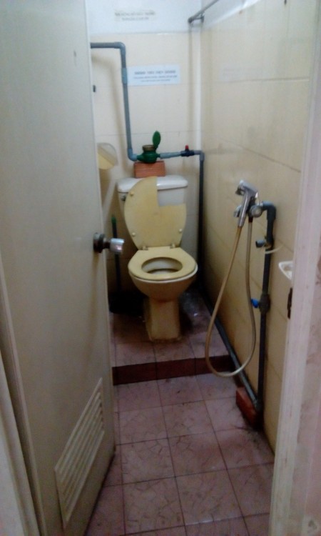 Nguyên tầng 2 (52.5m²-3PN1WC) 5tr8 P12 Tân Bình