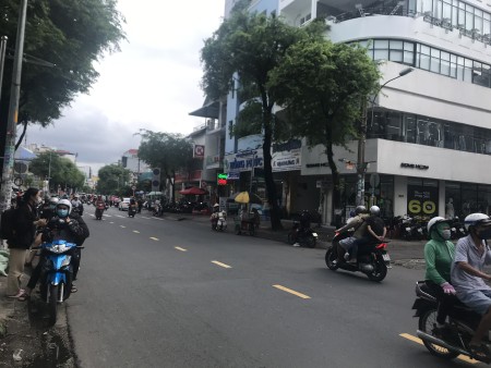 Đi đến slide 1