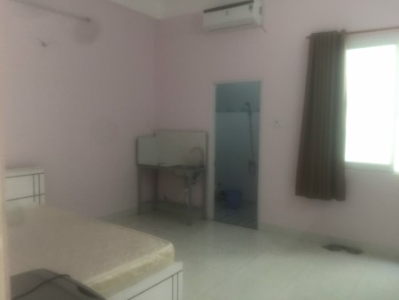 Cho thuê phòng căn hộ 176 Trần Bá Giao