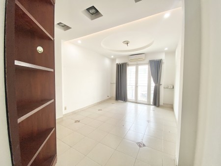 PHÒNG 30M2 - Ban Công - Phạm Văn Hai - Trường Sa
