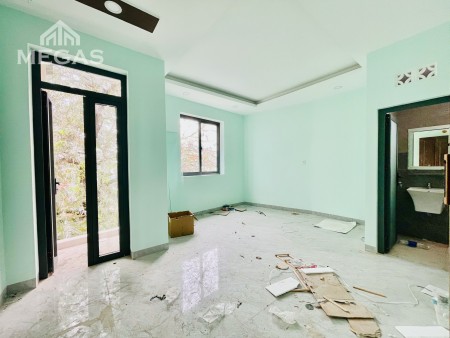 Khai trương dãy phòng trọ giá rẻ sát bên ĐH Hutech, Bến Xe Miền Đông