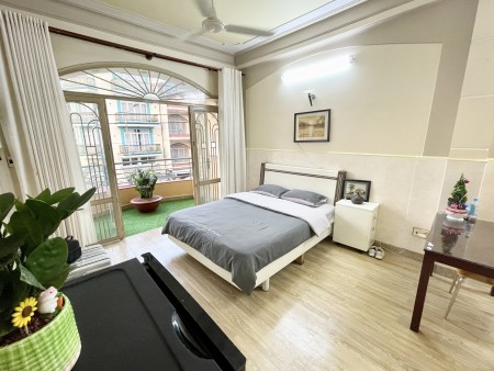 Cho thuê Căn Hộ 40m2, mặt tiền Đường Chợ Lớn