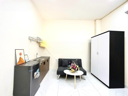 Căn hộ full nội thất có thể ở ngay gần bx miền đông