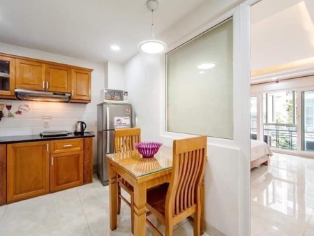 Ngay Nguyễn Thái Bình, Cầu Calmette Q4, Q1, 1PN Riêng 50m2, Máy Giặt riêng