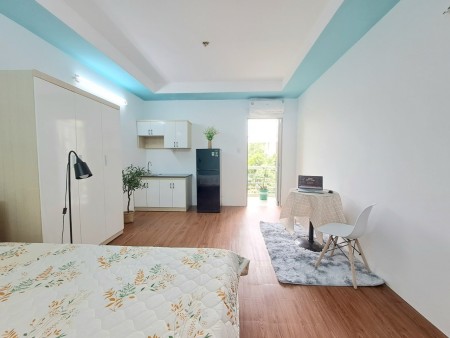 BAN CÔNG FULL NỘI THẤT ĐẸP - Đ. TÂN THỚI NHẤT GIAO PHAN VĂN HỚN - Ở LIỀN