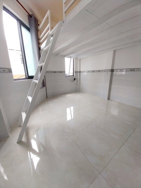 Phòng Trọ Bình Thạnh Gác + 2 Cửa Sổ Free Dịch Vụ + Xe