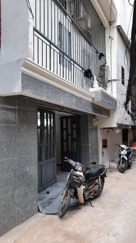 Cho thuê phòng trong nhà nguyên căn ngay ngã 4 Hàng Xanh - Không chung chủ