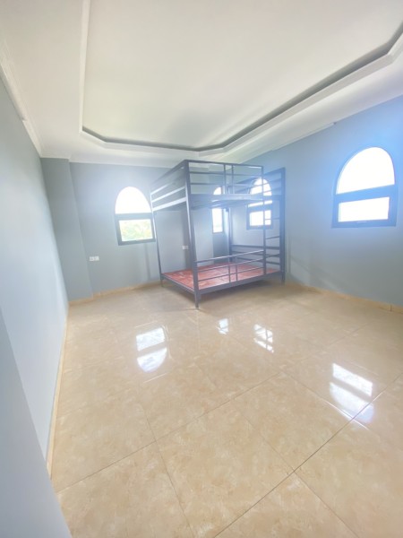STUDIO MỚI XÂY GẦN CAO ĐẲNG CÔNG THƯƠNG ÁNH SÁNG TỐT THOÁNG MÁT