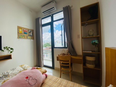 CHDV-ban công-tiện nghi đầy đủ-sang xịn -mịn -hẻm oto Nơ Trang Long