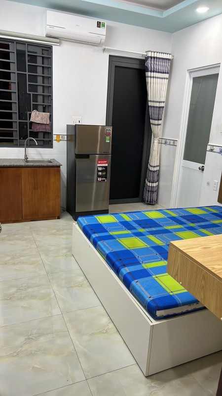 Cho thuê phòng ban công full nội thất tiện nghi 132 Mã Lò, giá từ 3tr5