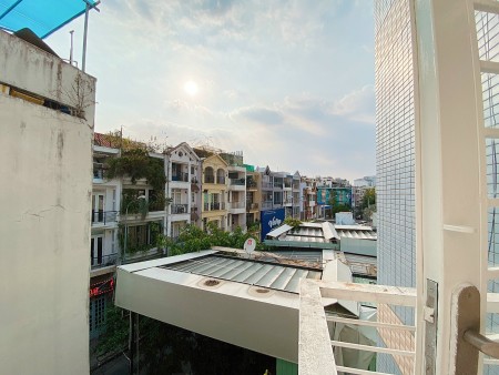 Đi đến slide 8