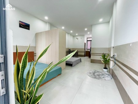 Phòng cho thuê 2 GIƯỜNG có BAN CÔNG Ở TÂN KỲ TÂN QUÝ GIÁP MÃ LÒ