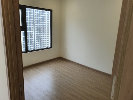 Chính chủ cho thuê căn 2PN 2WC nội thất bếp rèm máy lạnh Vinhome Grand Park Q9