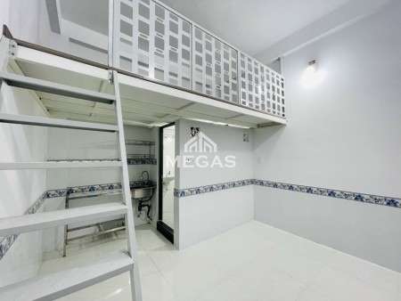Phòng Trọ Giá Rẻ Sẵn Nội Thất Ngay Ngã Tư Âu Cơ Lạc Long Quân