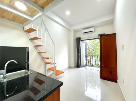 Phòng Ban Công Mới Xây Y Hình, Đầy Đủ Nội Thất, Gần Học Viện Cán Bộ, Ở Ngay!!
