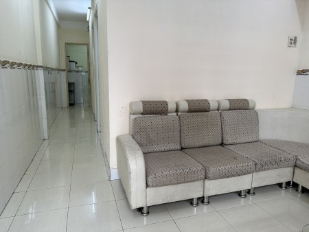 Cho thuê căn hộ chung cư, nguyên căn, mặt tiền đường số 30, khu thoáng mát, sạch sẽ.