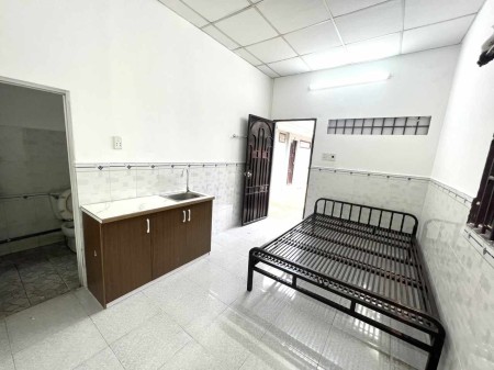 Cho thuê studio ngay làng đại học, xa lộ hà nội cực kì an ninh