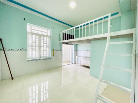 Phòng trọ giá rẻ gần ĐH SPKT, FPT, Hutech, Làng ĐH, ngã tư Thủ Đức