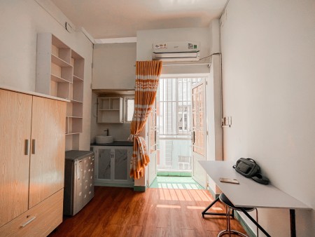 Studio phong cách hiện đại đầy đủ nội thất tại bình thạnh