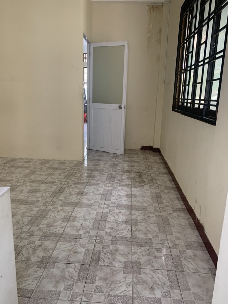 Phòng cho nữ thuê 2tr5 trung tâm Q10