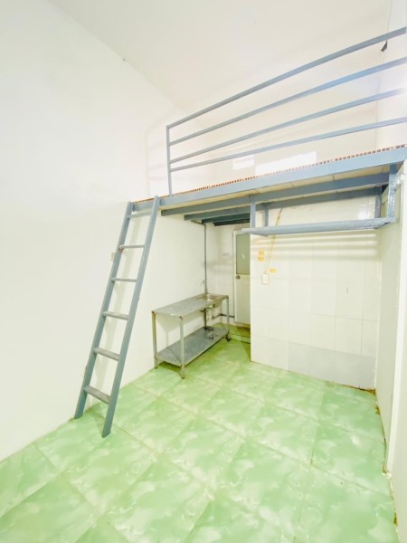 Phòng trống sẵn hoặc giữ đến cuối tháng