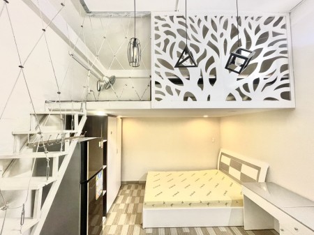 Trống duplex siêu phẩm ngay sân bay, quận Tân Bình