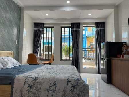 Cho thuê căn hộ 35m2 ban công xịn ngay Dương Bá Trạc Q8