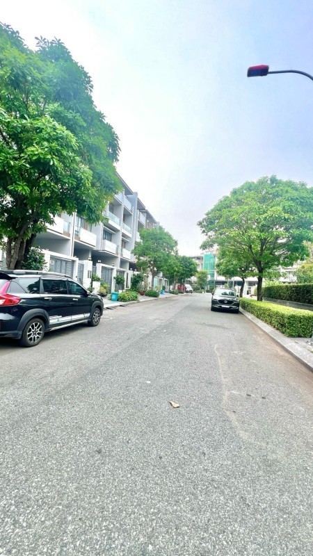 Đi đến slide 10